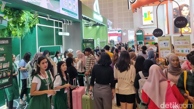 200 Brand Kecantikan Ramaikan Surabaya X Beauty 2025