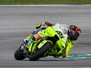 Batal Pakai Ducati GP25, Ini Motor yang Akan Dipakai Diggia di MotoGP 2025