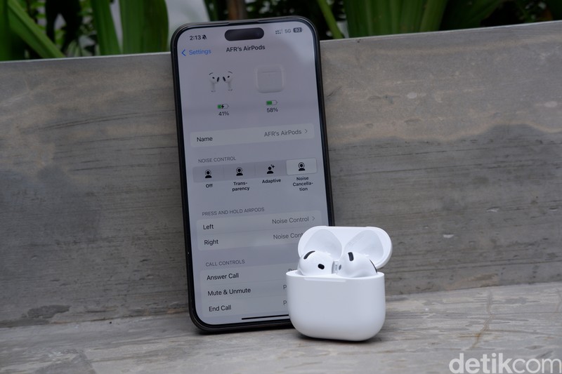 AirPods 4 ANC dan Standar