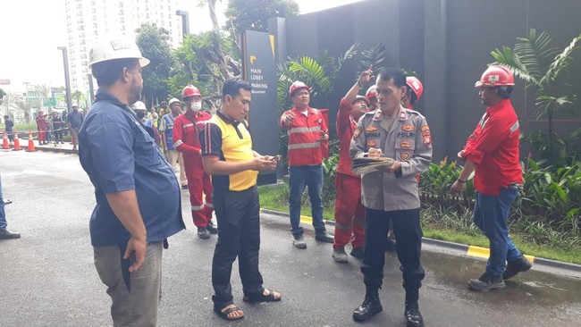 Nahas 2 Pekerja Tewas Jatuh dari Gondola Apartemen di Bekasi