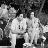 “Aku bukan orang yang suka pesta atau bersosialisasi jadi aku ingin benar-benar tinggal di tempat yang sangat indah, pedesaan, terpencil dengan anjing-anjing dan pacarku,” ungkapnya. Foto: Instagram @ekhferrer