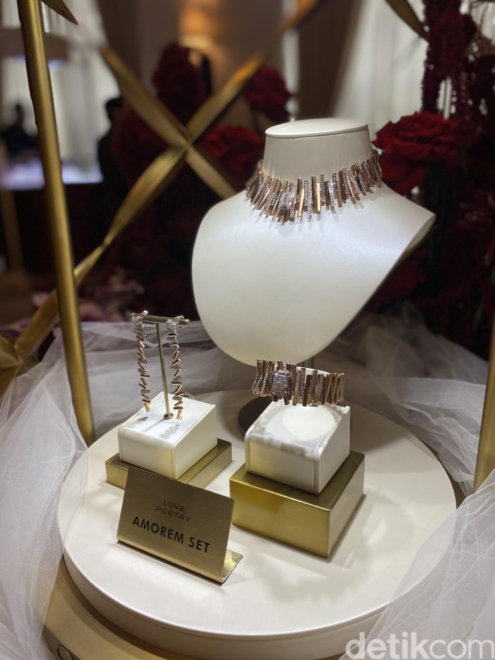 Frank & co. x Monica Ivena 2025