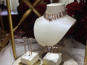 Frank & co. x Monica Ivena Berlanjut, Bawa Love Poetry ke Level Lebih Mewah