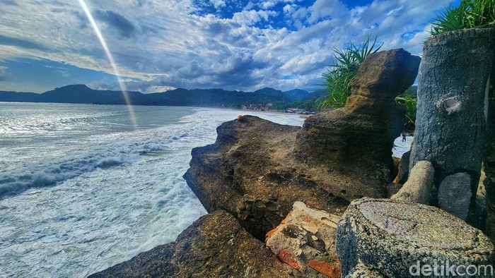 Gunung Winarum, Kabupaten Sukabumi.