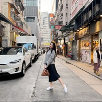 Iris juga menyebut jika wanita yang diduga menjadi selingkuhan suaminya itu memiliki jabatan yang cukup tinggi. Ia pun mengaku heran mengapa wanita tersebut mau berselingkuh dengan suaminya. Foto: Instagram/@iriswullur_