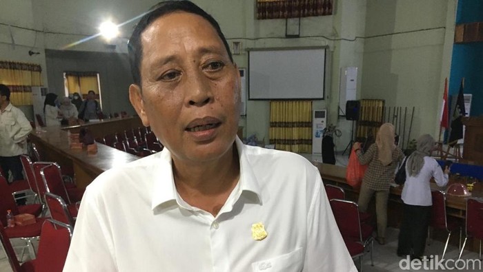 Ketua DPRD Pinrang Nasrun Paturusi.