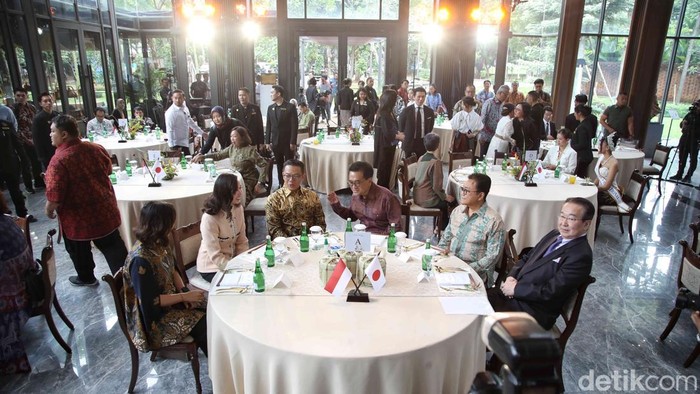Kolaborasi Plataran-Okura Jepang Plataran Indonesia berulang tahun ke-16. Di perayaan ini sekaligus juga untuk mengumumkan kolaborasi Plataran dengan Hotel Okura Jepang.