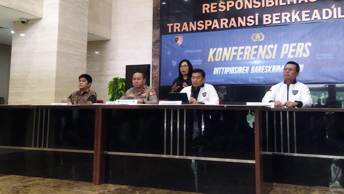 Konferensi pers di Bareskrim Polri pada Jumat (7/2/2025)-(Kurniawan/detikcom)