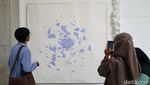Melihat Pameran Seni There is No Center