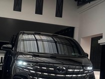 Menilik Alphard yang Diunggah Menteri HAM Natalius Pigai, Tidak Ada di LHKPN