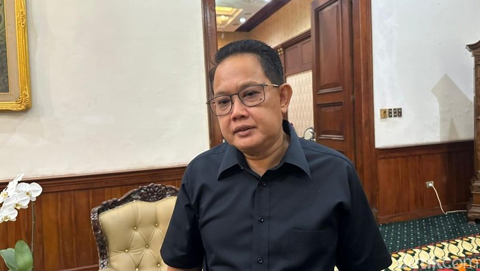 Pj Gubernur Jatim Adhy Karyono.