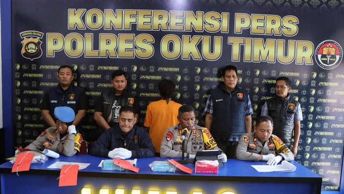 Polres OKU Timur berhasil menangkap pelaku perampokan yang gunakan senpi saat beraksi.