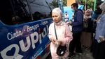Potret Penukaran Uang di Pasar