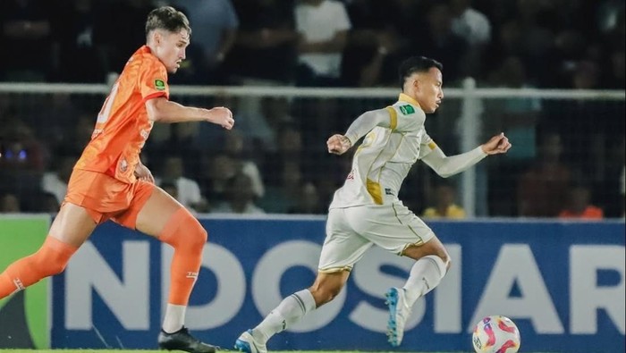 Laga Persiraja Aceh vs PSIM Jogja di Stadin H, Dimurthala, Banda Aceh, Jumat (7/2/2025).