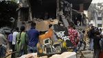 Rumah Bapak Pendiri Bangladesh Hancur Dibakar Massa