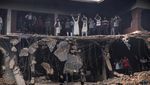 Rumah Bapak Pendiri Bangladesh Hancur Dibakar Massa