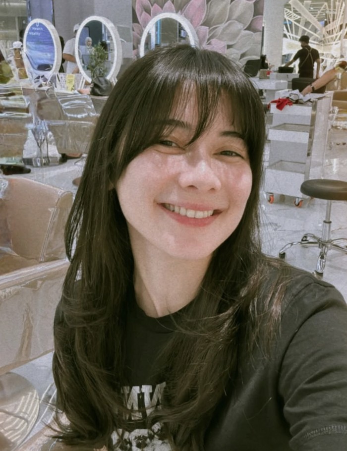 Selebgram Iris Wullur Hobi Kulineran dan Foto-foto Makanan Enak Selebgram Iris Wullur Hobi Kulineran dan Foto-foto Makanan Enak
