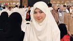 Selebgram Iris Wullur Hobi Kulineran dan Foto-foto Makanan Enak