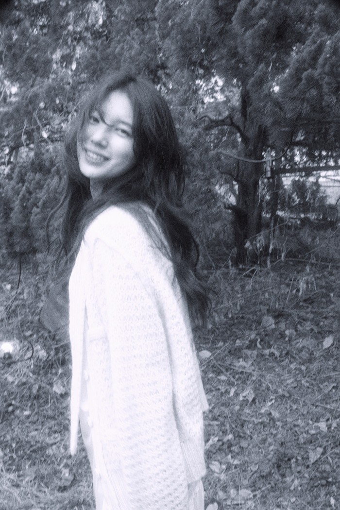 Foto Suzy untuk perilisan single Come Back.