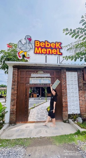 Nikmatnya Makan di Tengah Sawah, Harus Coba Saat Liburan ke Klaten