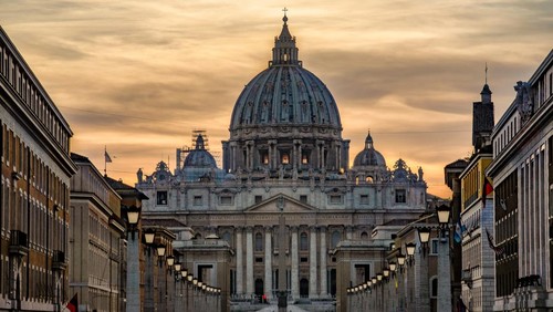 Basilika Santo Petrus di Vatikan