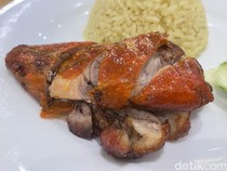 Gurih Juicy! Nasi Hainam Bebek Panggang Ini Ada di Bekasi