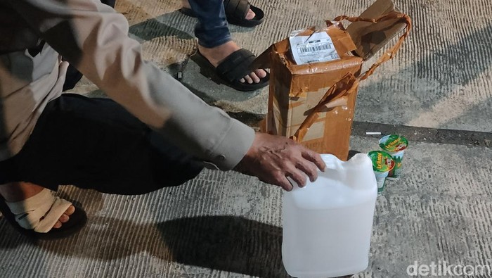 Jerigen alkohol perenggut 3 nyawa di Cianjur