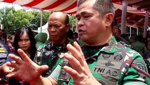 Kepala Staf Angkatan Darat (KSAD) Jenderal TNI Maruli Simanjuntak disela kunjungan di Makorem 163/Wirasatya, Denpasar, Bali, Sabtu (8/12/2025). (Aryo Mahendro/detikBali).
