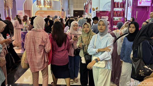 Keramaian di Surabaya X Beauty hari Kedua