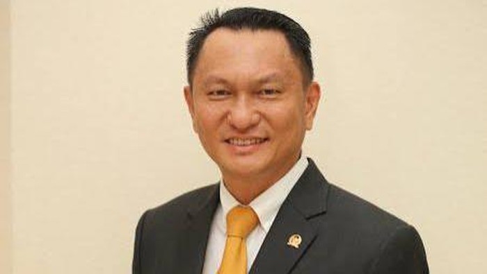 Ketua Komisi XII DPR RI Bambang Patijaya