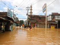 Banjir di Kudus Berangsur Surut, 19 Desa Masih Tergenang