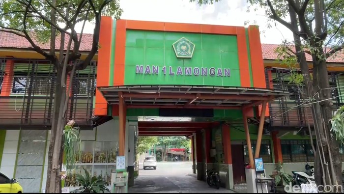 MAN 1 Lamongan