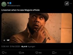 Meme MU Menang dari Leicester, Netizen Anggap Wasit Buta