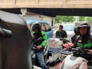 Awalnya Kepepet, Ini Alasan Orang Betah Jadi Porter Pasar Tanah Abang