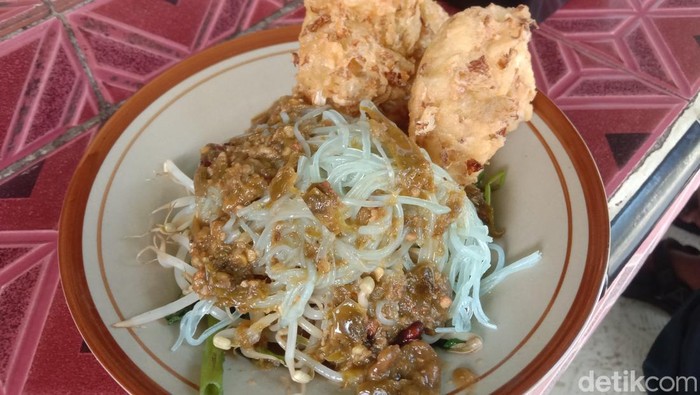 Rumbah Darinih di Desa Eretan Kulon, Kecamatan Kandanghaur, Kabupaten Indramayu