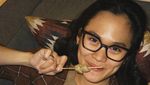 Sheryl Sheinafia Makan Burger Bareng Bisma Karisma dan Jajan Pentol