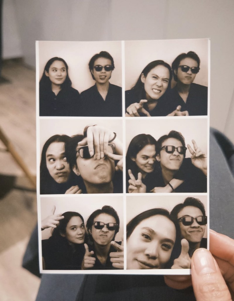 Sheryl Sheinafia Makan Burger Bareng Bisma Karisma dan Jajan Pentol