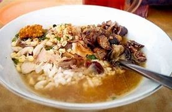 Legend Banget! 5 Warung Soto Ini Usianya Sudah 100 Tahun
