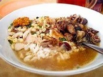 Legend Banget! 5 Warung Soto Ini Usianya Sudah 100 Tahun