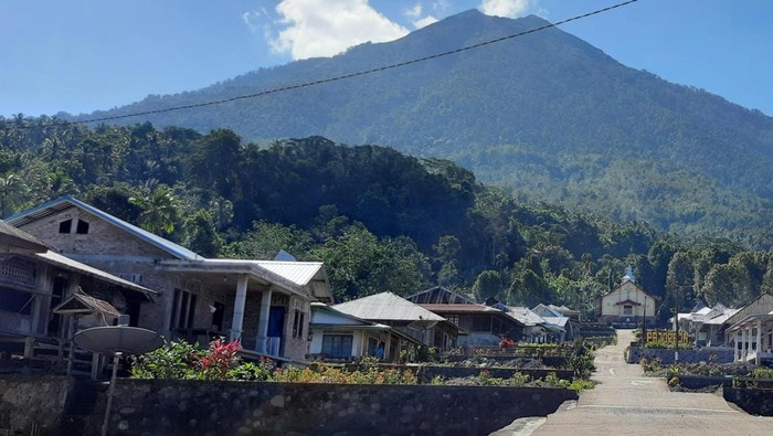 Desa wisata rempah Ululoga di NTT