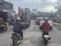 Warga Sambat Jalan Prof Hamka Semarang Rusak: Bahaya Banget!