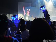 Konser COLORS Jakarta Bikin Cant Stop Thinking About KYU! Konser COLORS Jakarta Bikin Cant Stop Thinking About KYU!