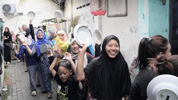 Menko Pangan Zulhas mengajak semua pihak mengurangi membuang-buang makanan atau food waste.