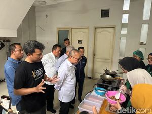 Menko Pangan Zulhas Apresiasi Garda Pangan Surabaya: Luar Biasa Baik!
