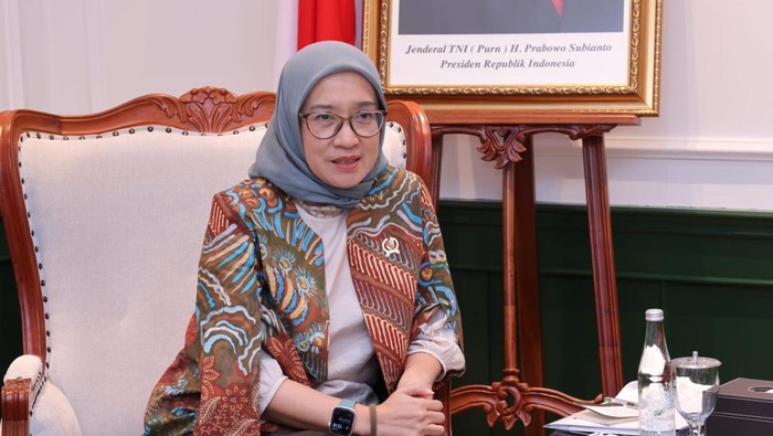 MenPAN-RB Rini Widyantini