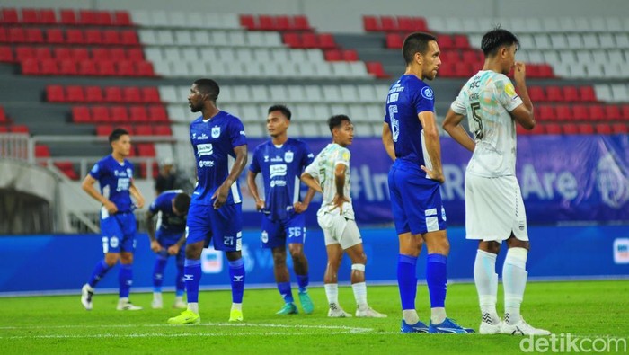 PSIS kembali menelan kekalahan kandang dari tamunya Persib Bandung dengan skor 0-1.