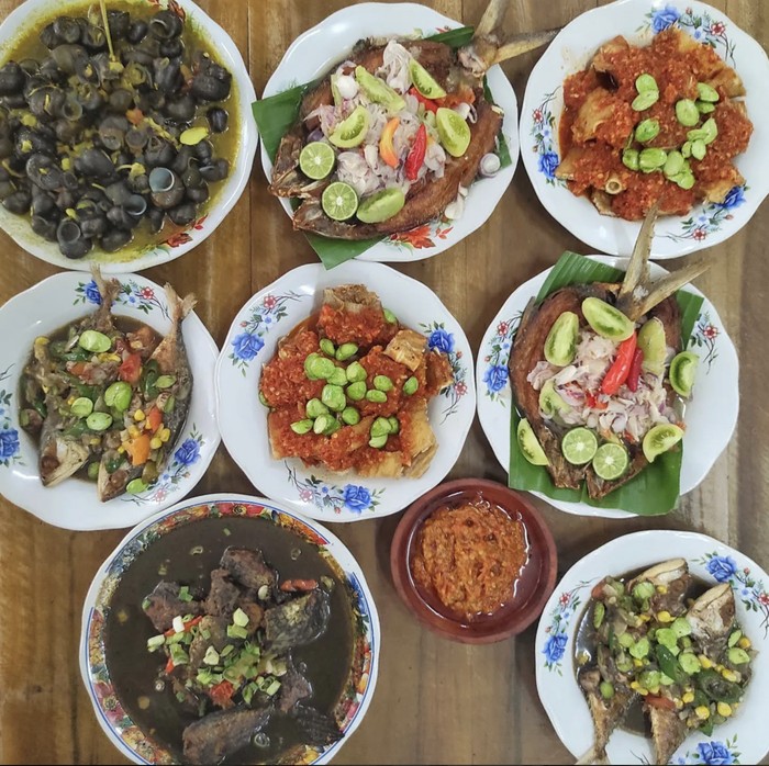 Sedapnye! 5 Rumah Makan Betawi Ini Punya Soto Kuah Susu dan Pecak Ikan