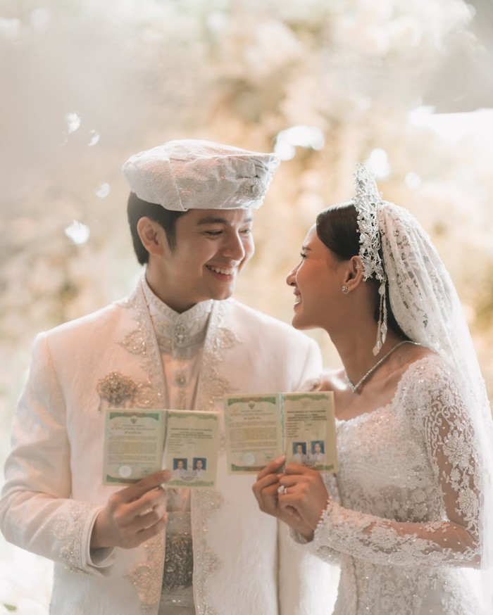 Angga Yunanda resmi menikah