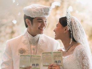 Detail Penampilan Angga Yunanda saat Akad Nikah, Gagah Berbusana Serba Putih