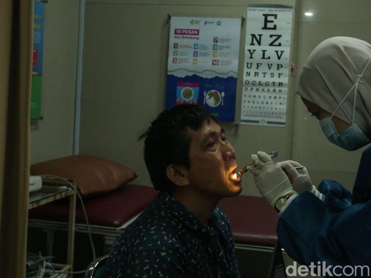 Antusiasme Warga yang Ultah Cek Kesehatan Gratis di Puskesmas Cakung